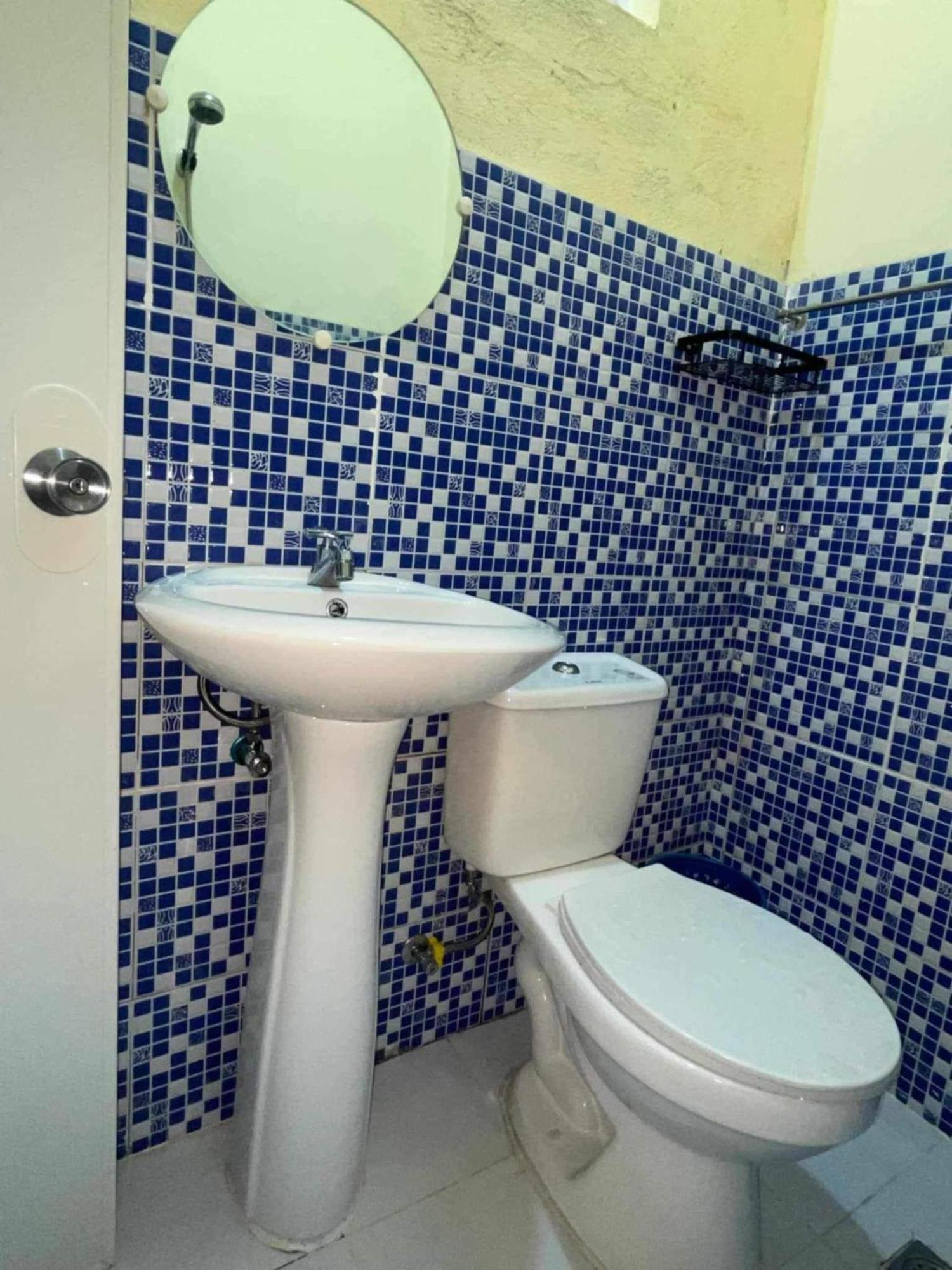 Friz Love Room Rental 산후안 외부 사진